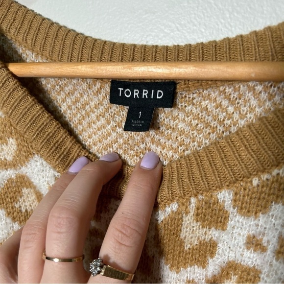 NWT torrid Drop Shoulder Sweater - Popcorn Leopard 1X - Picture 6 of 6